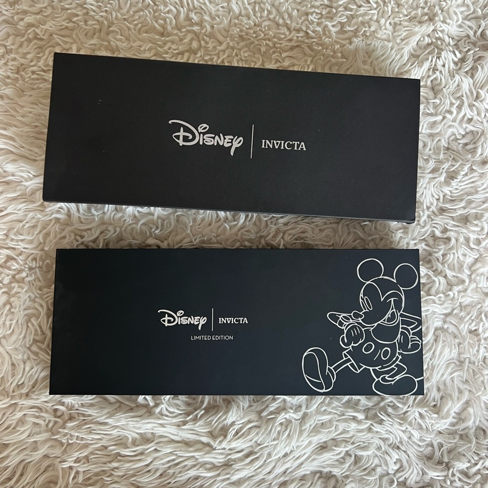 Disney x Invicta Limited Edition Watch - Picture 4 of 6